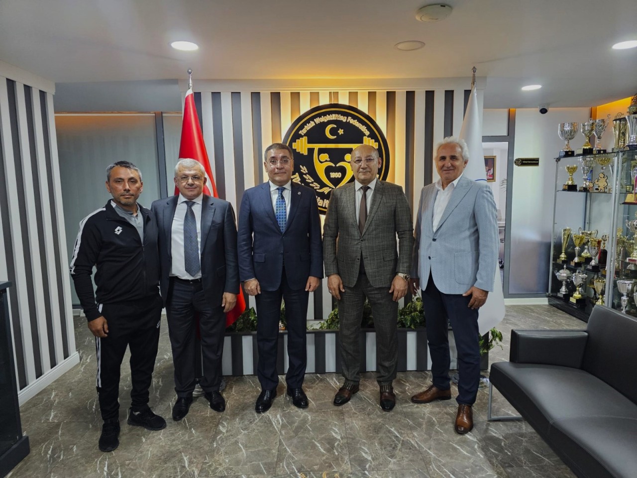 Federasiya prezidenti türkiyəli həmkarı ilə görüşüb&nbsp;&nbsp;