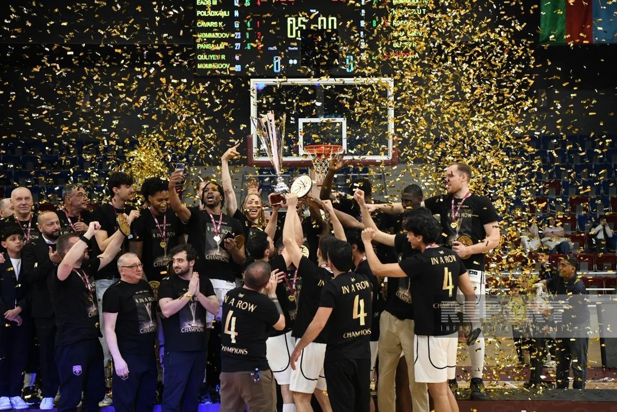 Azərbaycan Basketbol Liqasının qalibi olan \"Sabah\"a çempionluq kuboku təqdim edilib&nbsp;