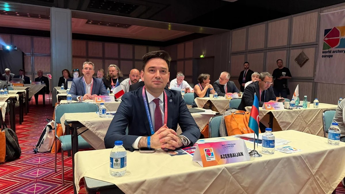 Fərid Xəlilov Avropa Kamandan Oxatma Federasiyasının komitəsinə seçilən ilk azərbaycanlı olub 