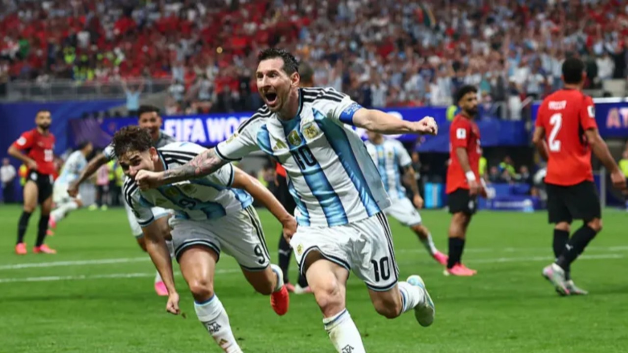 DÇ-2026: Argentina əzmkar qələbə ilə 1/4 finalda
