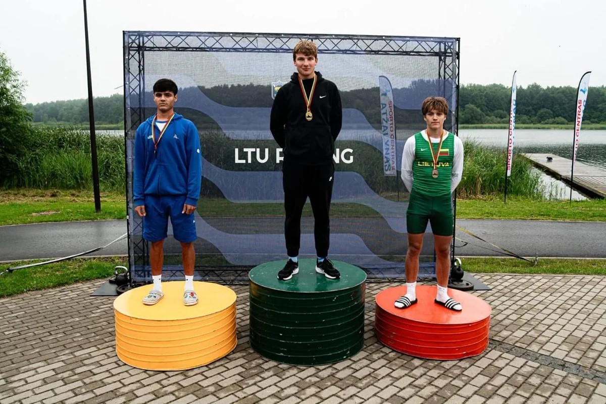 Avarçəkənimiz gümüş medal qazandı 