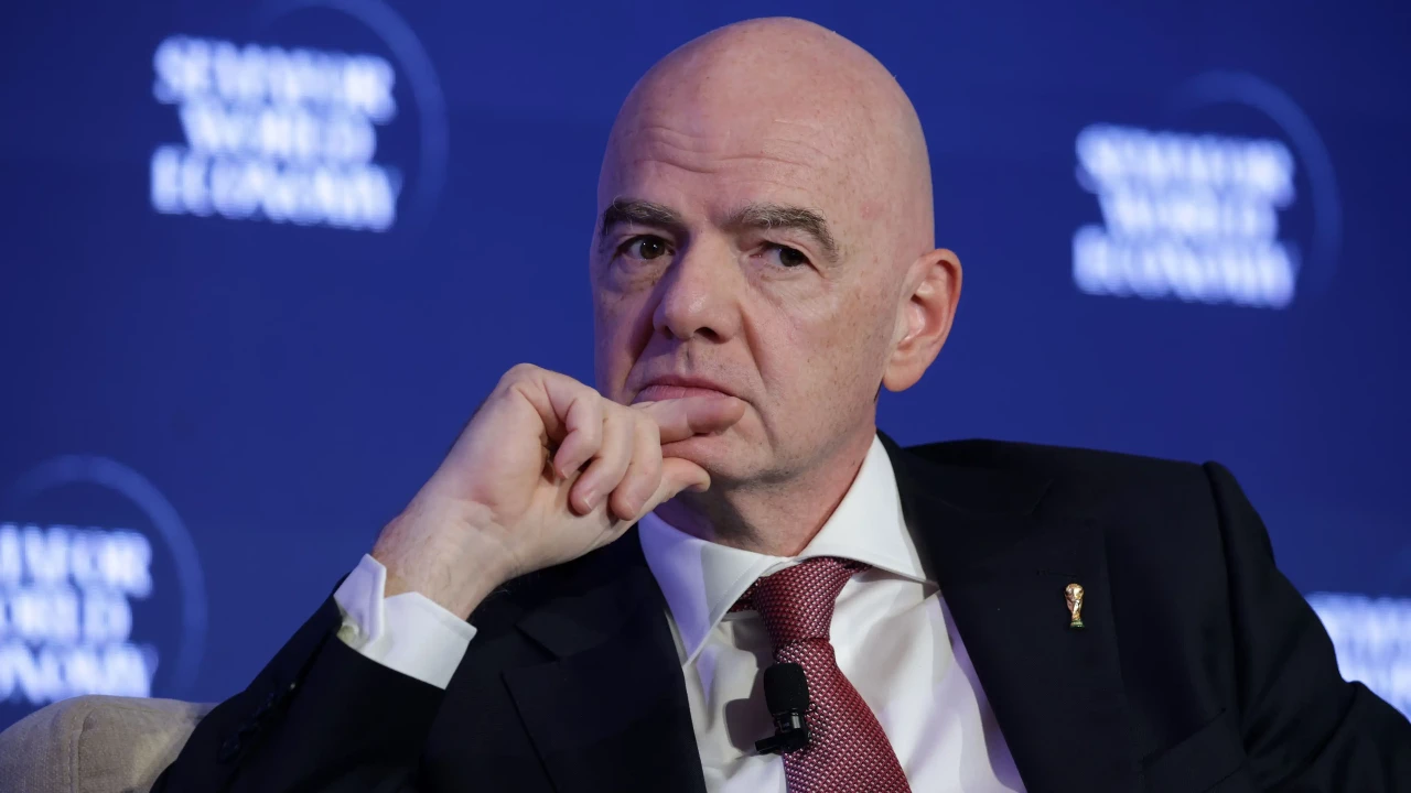 FIFA prezidenti Azərbaycana gəlib