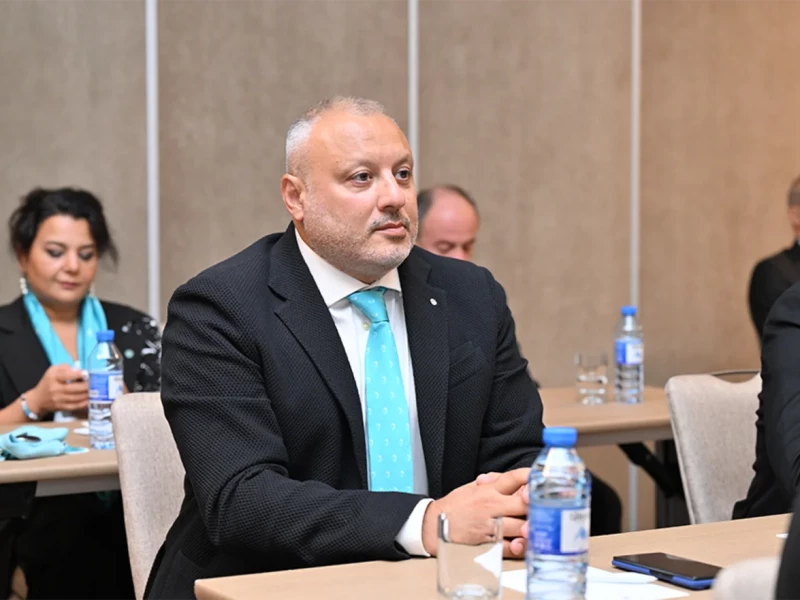 Elxan Səmədov növbəti dəfə Peşəkar Futbol Liqasının prezidenti seçilib