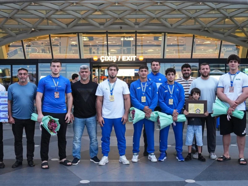 Avropa çempionatında uğurla çıxış edən cüdoçularımız Vətənə qayıdıblar
