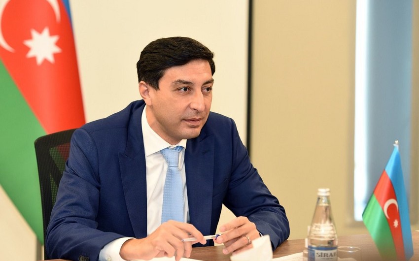 Fərid Qayıbov statusu dayandırılan federasiyalardan yazıb