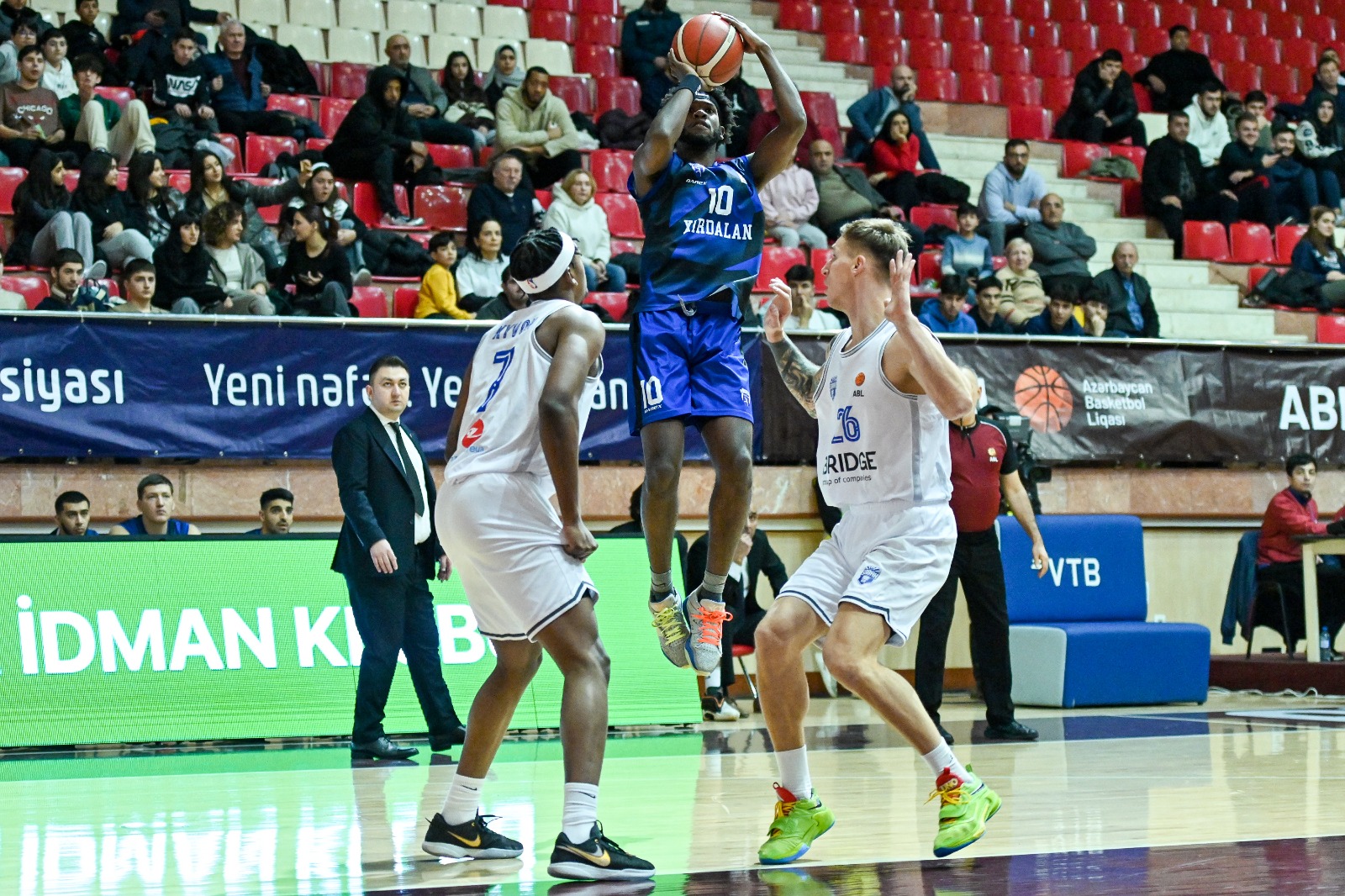 Basketbol Liqası: &quot;Xəzri&quot; və &quot;Xırdalan&quot; turu qələbə ilə başa vurdu - FOTO