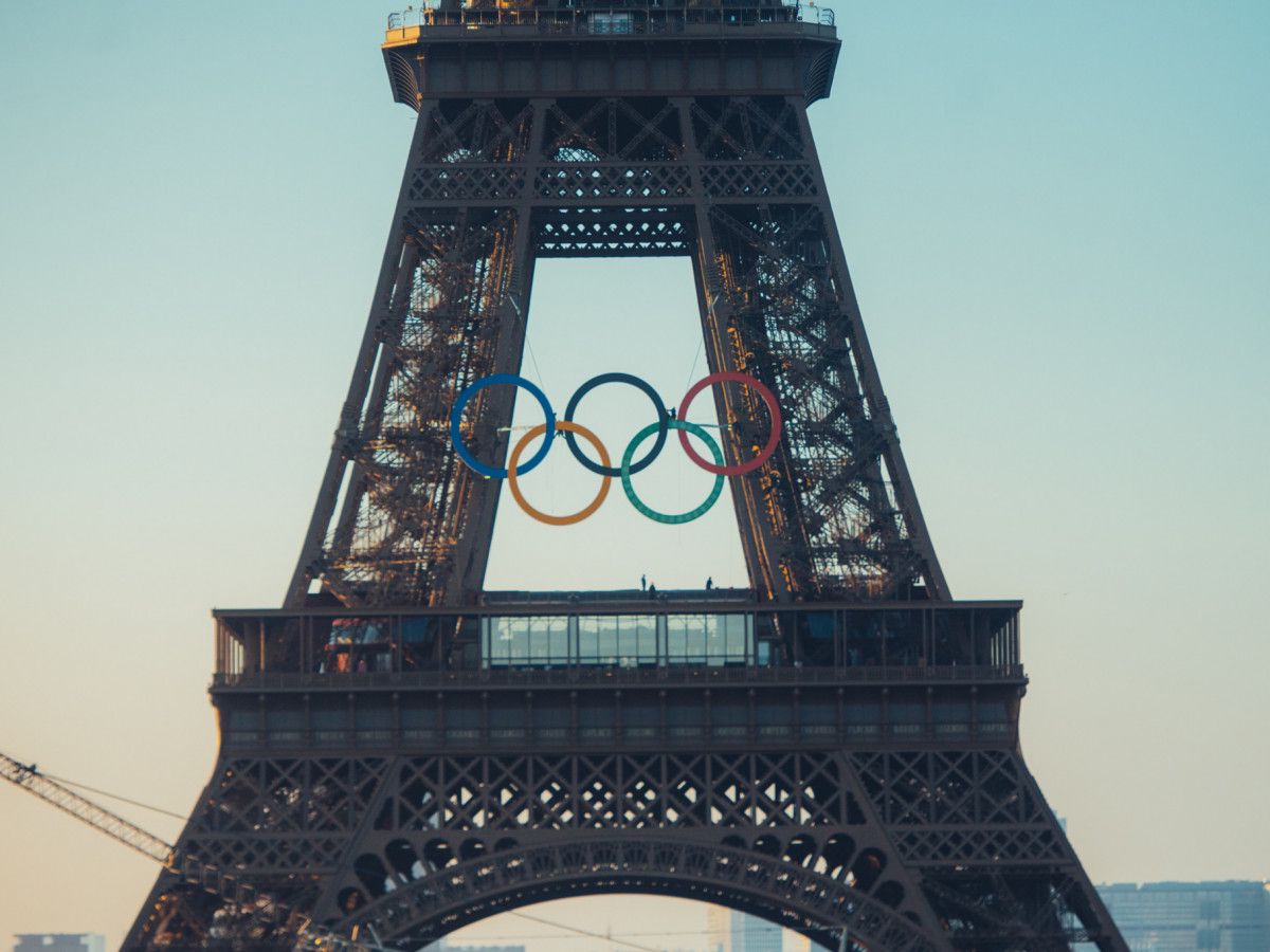 Paris-2024: Olimpiya halqaları Eyfel qülləsinin üzrinə yerləşdirilib