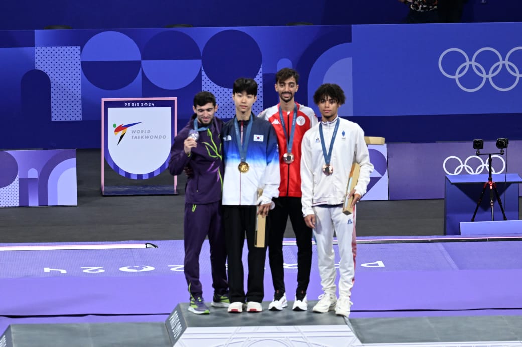 Qaşim Maqomedova Paris-2024-ün gümüş medalı təqdim edildi