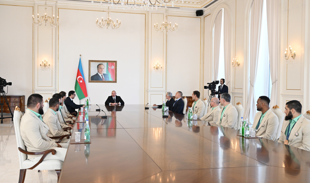 Prezident İlham Əliyev Paris Yay Olimpiya Oyunlarında medal qazanmış Azərbaycan idmançılarını və onların məşqçilərini qəbul edib&nbsp;