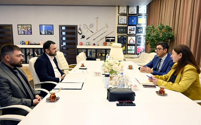 Gənclər və İdman naziri Dünya Etnoidman Konfederasiyasının baş katibini qəbul edib