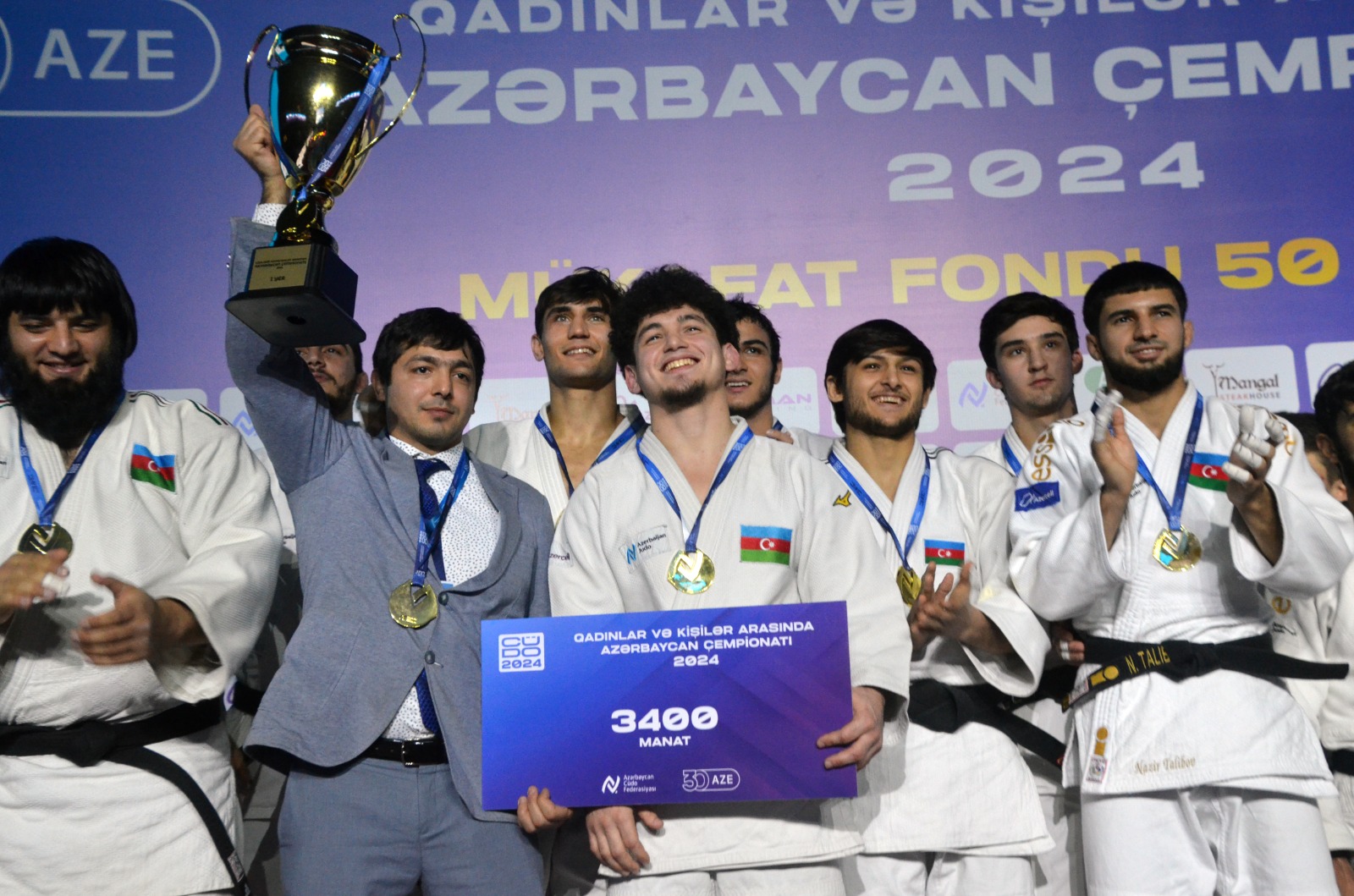 &quot;Judo Club 2012&quot; komandalar arasında ölkə birincisi oldu