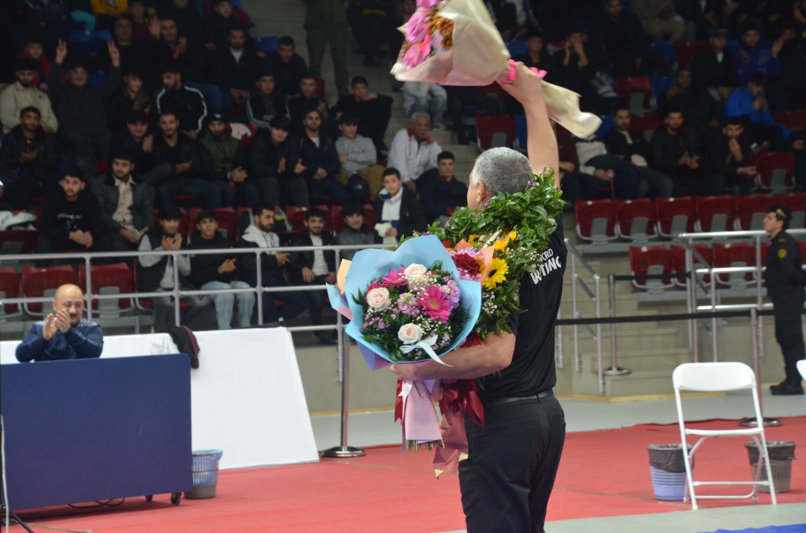 Olimpiya kateqoriyalı hakim Hicran Şərifov karyerasını başa vurdu