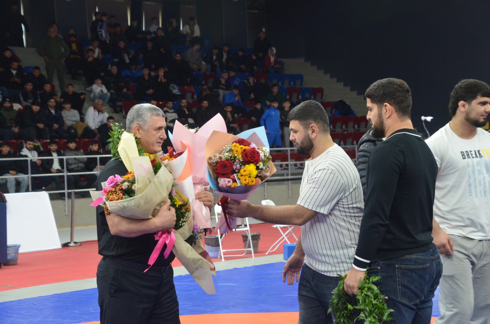 Olimpiya kateqoriyalı hakim Hicran Şərifov karyerasını başa vurdu