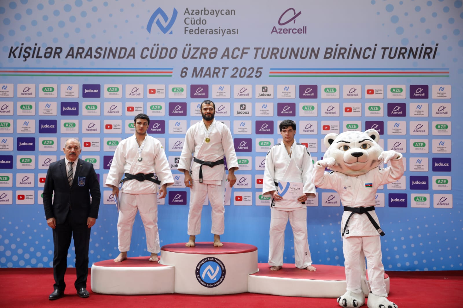 Uğur estafeti davam edir - &ldquo;Judo Club 2012&rdquo; zirvədə&nbsp;