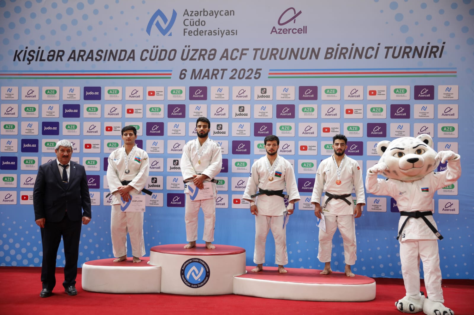 Uğur estafeti davam edir - &ldquo;Judo Club 2012&rdquo; zirvədə&nbsp;