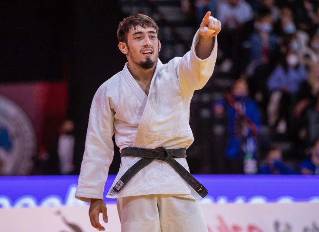Balabəy Ağayev "Böyük Dəbilqə" turnirində qızıl medal qazandı