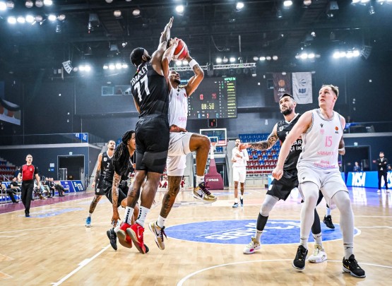 Basketbol Liqası: Final seriyasında hesab minimuma endi&nbsp;