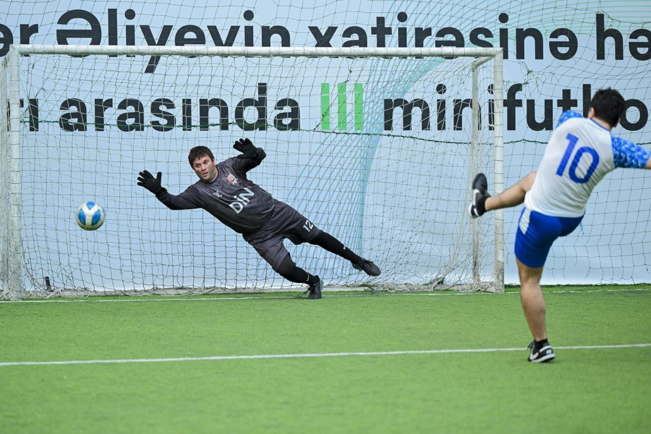 III minifutbol turnirinə yekun vuruldu 