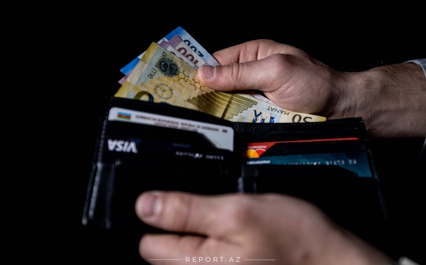 Azərbaycanda orta aylıq əməkhaqqı 10% artıb