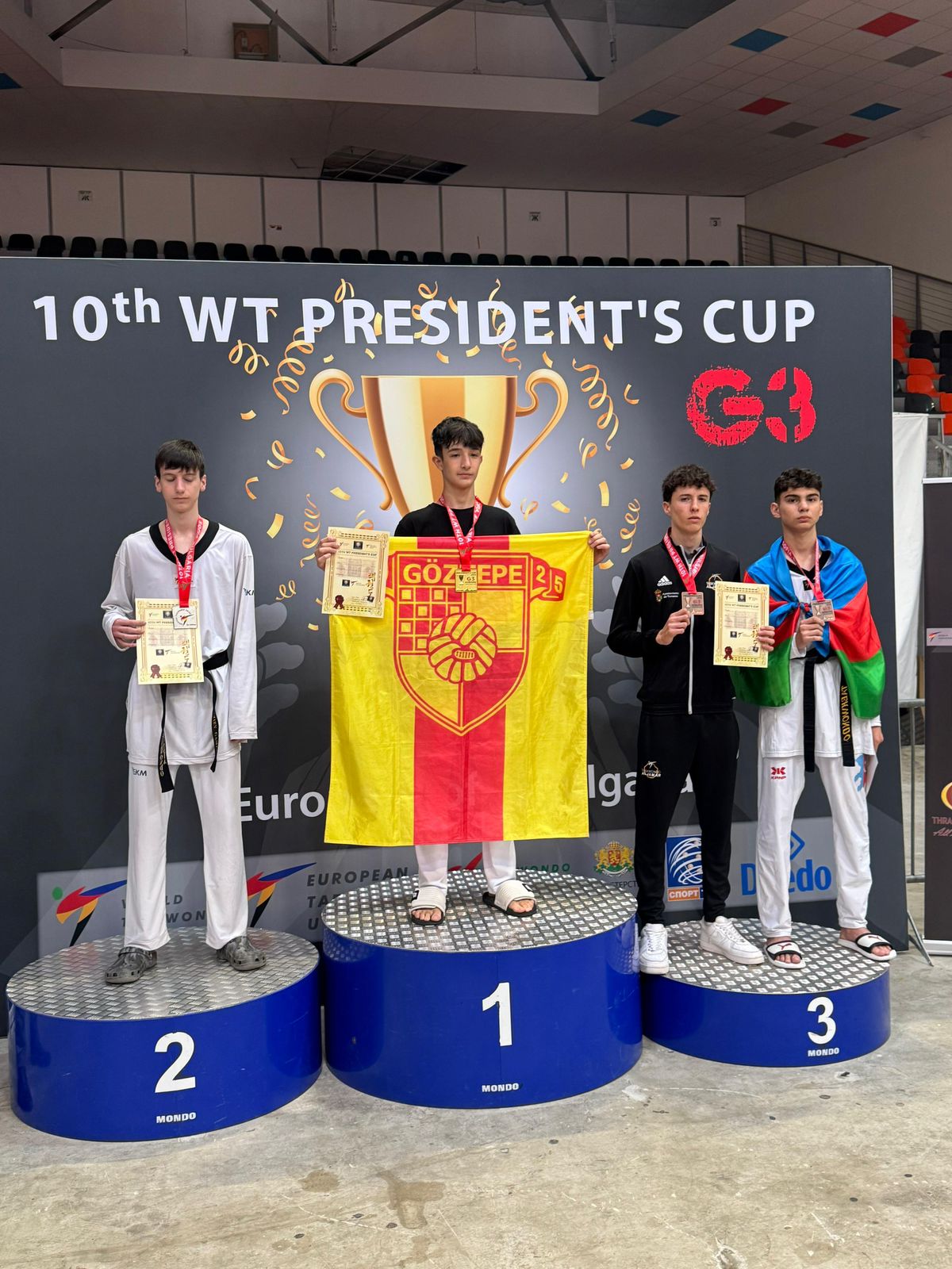 Taekvondoçularımız Bolqarıstanda üç medal qazandılar 