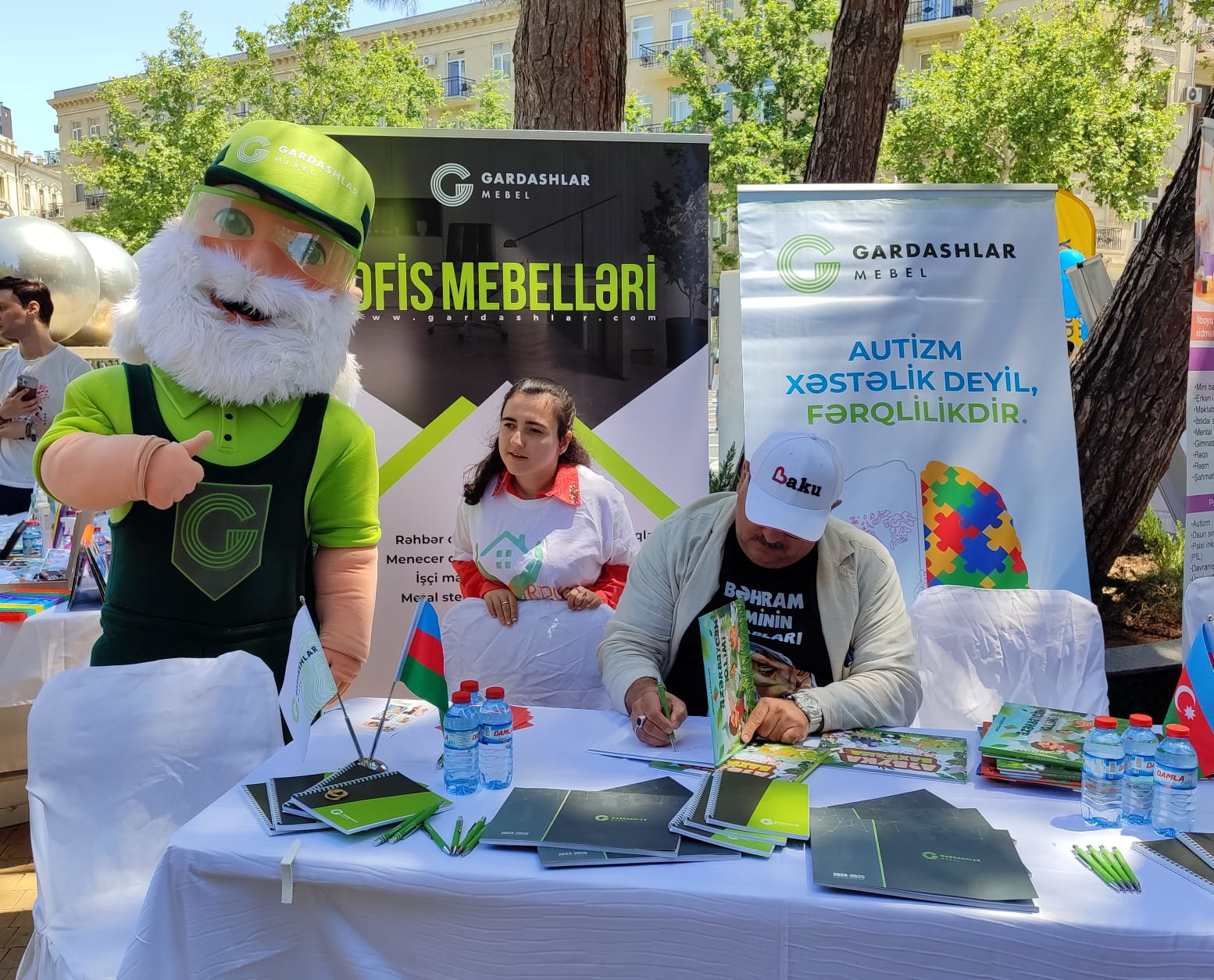 Bakıda autizmli uşaqların cəmiyyətə inteqrasiyası məqsədilə festival keçirilib - FOTO