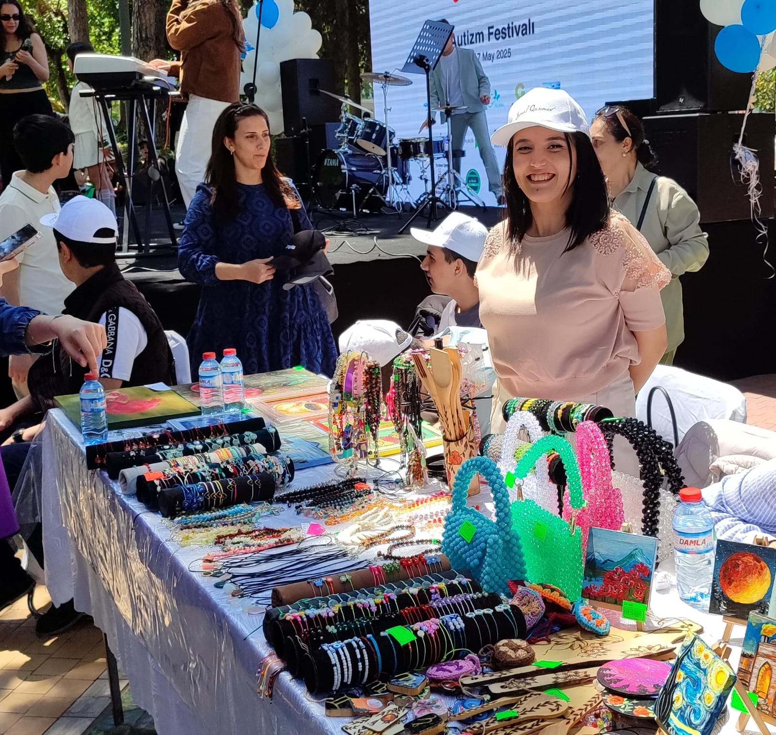 Bakıda autizmli uşaqların cəmiyyətə inteqrasiyası məqsədilə festival keçirilib - FOTO