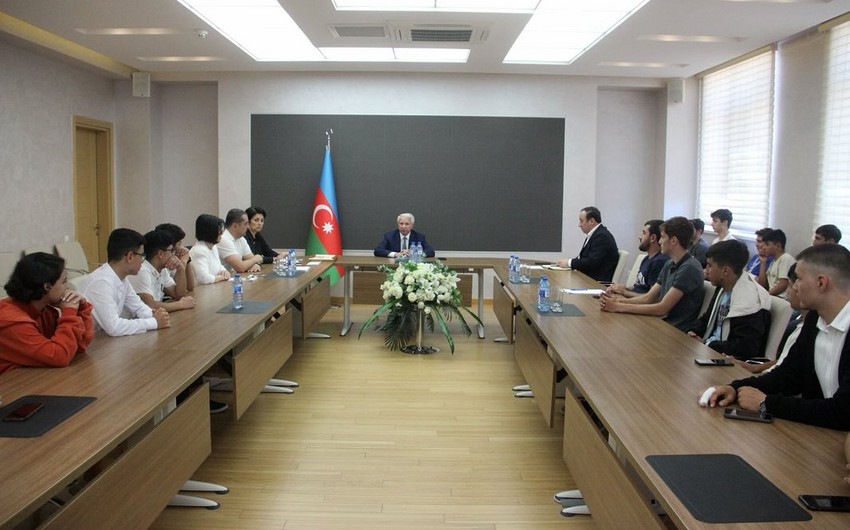 Beynəlxalq turnirlərdə medal qazanmış Azərbaycan velosipedçiləri mükafatlandırılıb