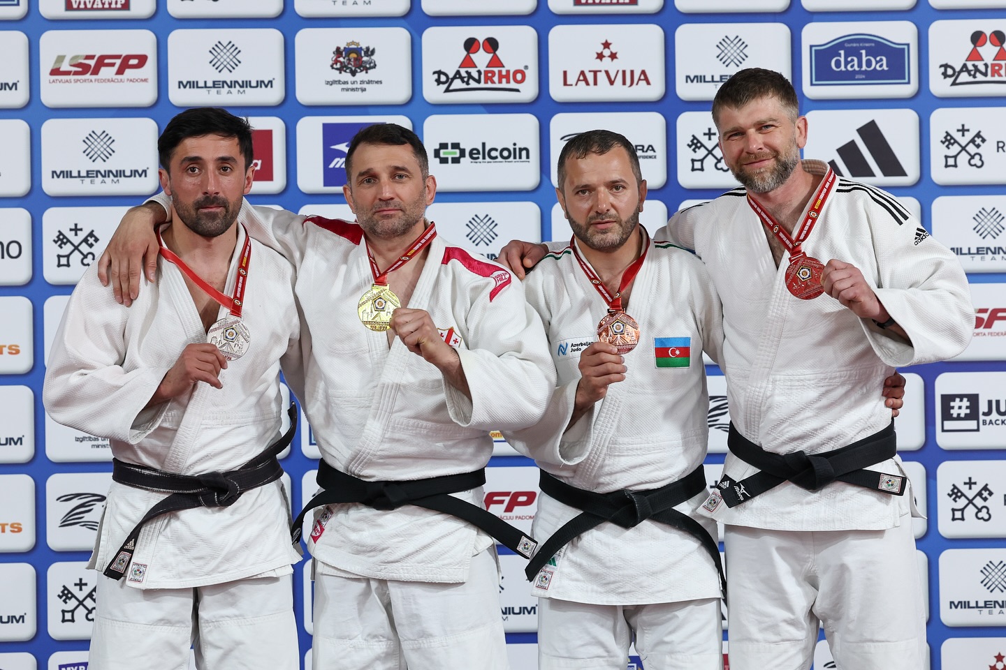 Usta cüdoçularımız Avropa çempionatında daha dörd medal qazandılar