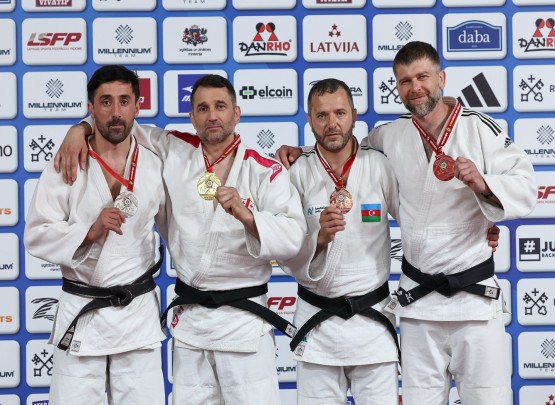 Usta cüdoçularımız Avropa çempionatında daha dörd medal qazandılar