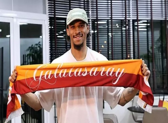 &quot;Qalatasaray&quot;dan transfer bombası - 3 illik müqaviləyə imza atdı&nbsp;