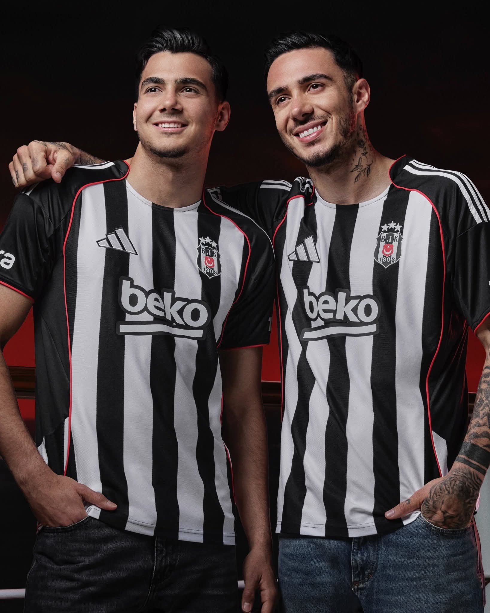 &quot;Beşiktaş&quot; yeni formalarını təqdim etdi - FOTO