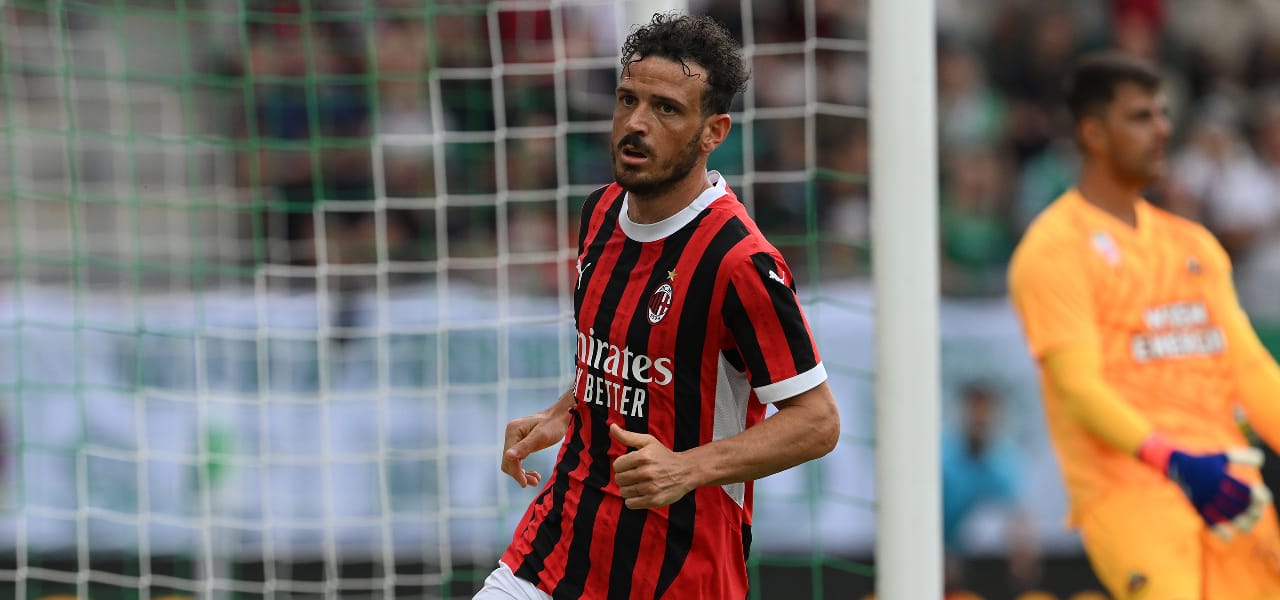 &quot;Milan&quot; müdafiəçi ilə müqaviləsini artırmayıb