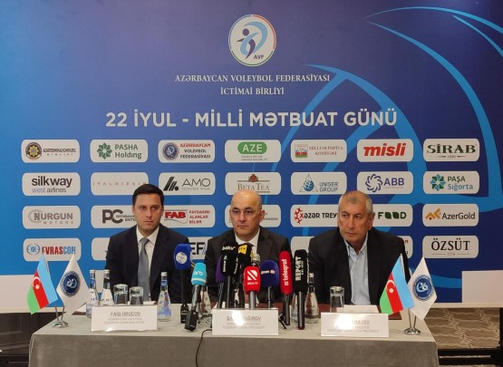 Voleybol Federasiyası həmkarlarımızı bir araya toplayıb