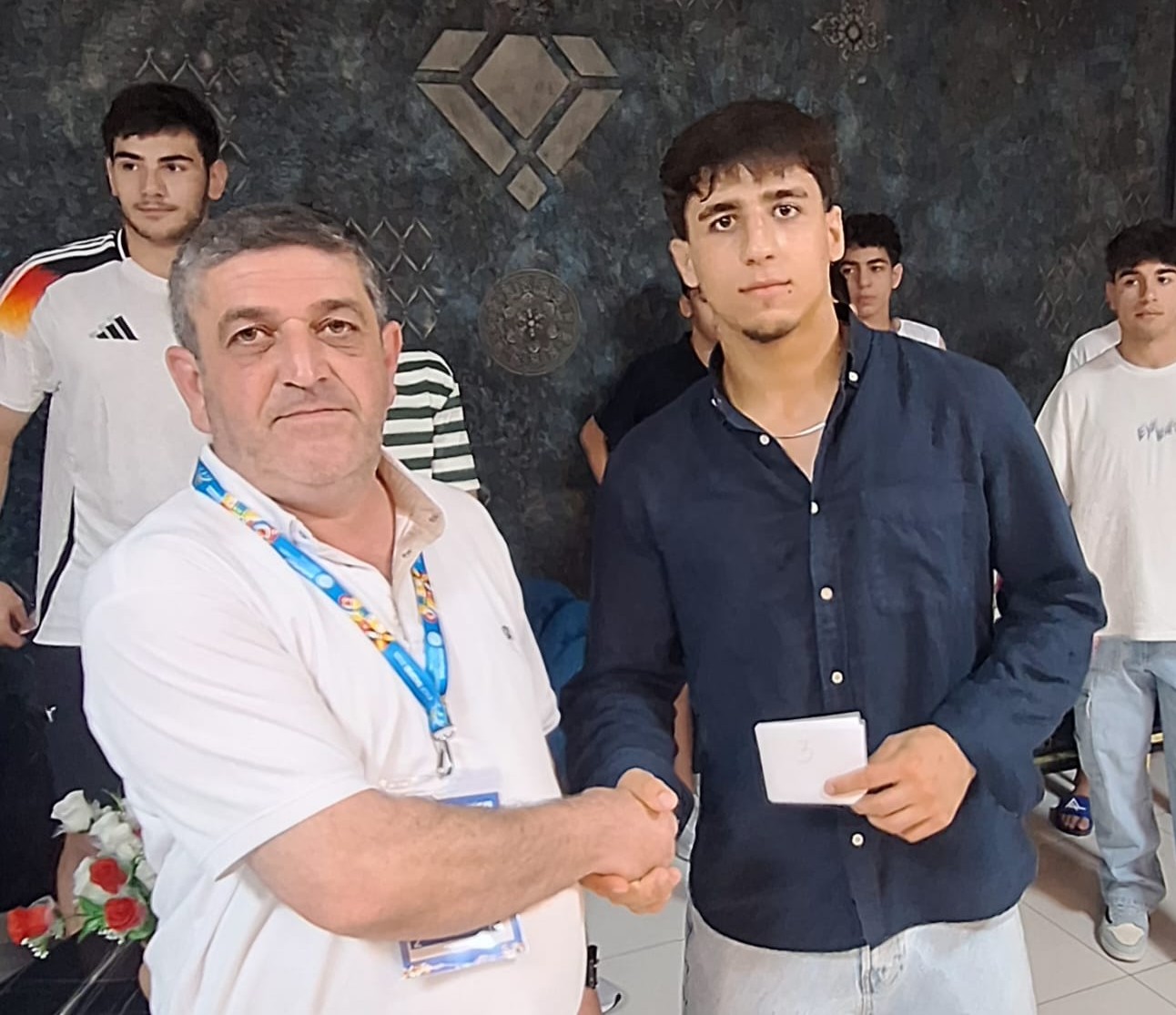 Milli Olimpiya Komitəsi medal qazanan idmançıları mükafatlandırdı