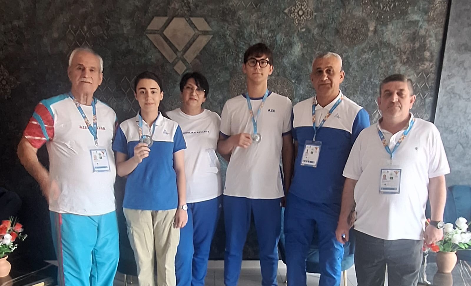 Milli Olimpiya Komitəsi medal qazanan idmançıları mükafatlandırdı