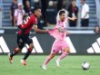 Messi meksikalı futbolçunu vurub
