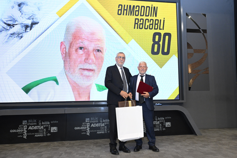 Azərbaycan cüdosunun canlı əfsanəsi Əhməddin Rəcəblinin 80 illik yubileyi qeyd olundu