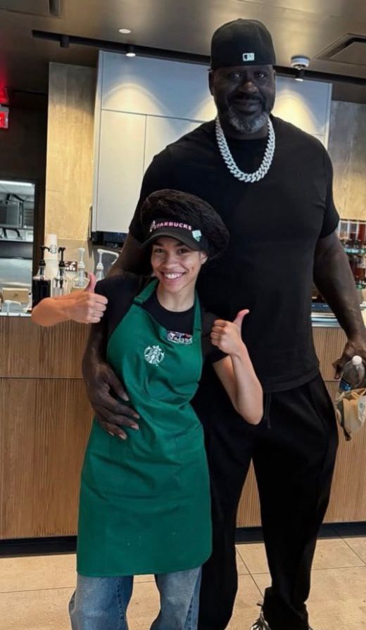 Barista qızla Şakilin fotosu maraqla qarşılanıb - FOTO