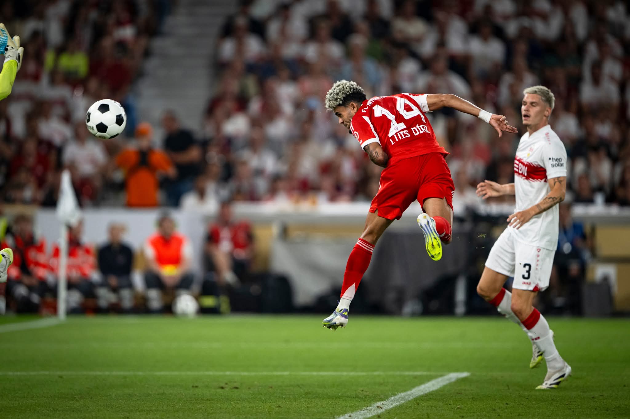 &quot;Bayern Münhen&quot; mövsümə kubokla başladı - FOTO