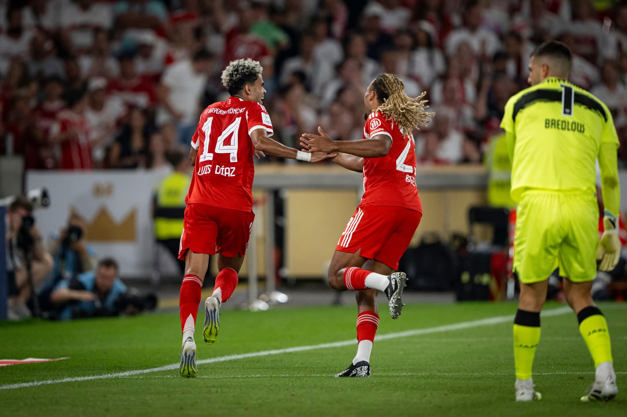 &quot;Bayern Münhen&quot; mövsümə kubokla başladı - FOTO