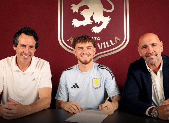 &quot;Aston Villa&quot; heyətini yeni futbolçu gücləndirib