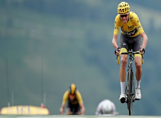 Yıxılan britaniyalı velosipedçinin vəziyyəti yaxşıdır