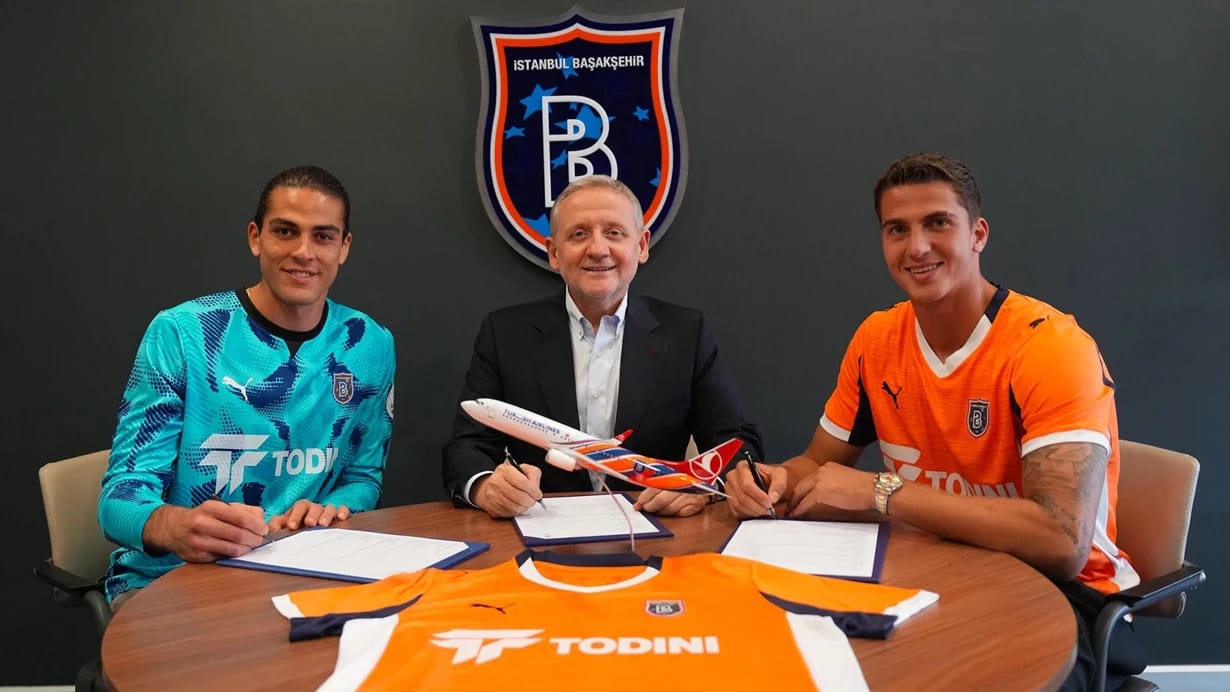 "Başakşəhər"sən son gündə iki transfer 
