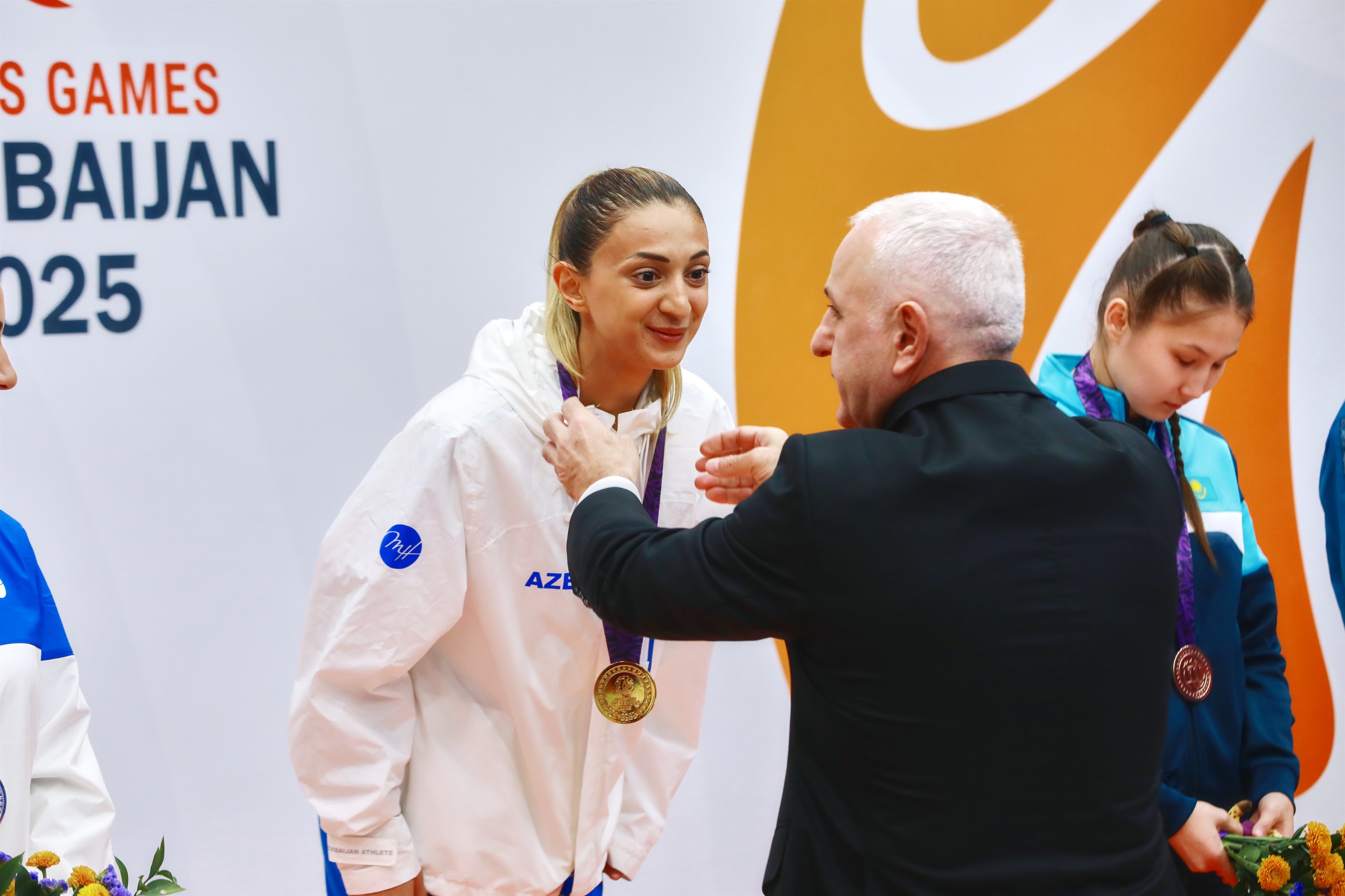 Karateçilərimiz III MDB Oyunlarına 9 medalla başladılar&nbsp;