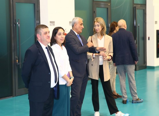 BOK-un təhlükəsiz idman üzrə eksperti Lüsi Troşet Milli Gimnastika Arenasında olub