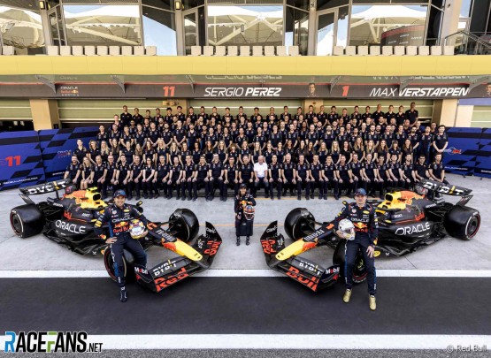 Komanda əməkdaşı &quot;Red Bull Rasinq&quot;i ziyana salıb