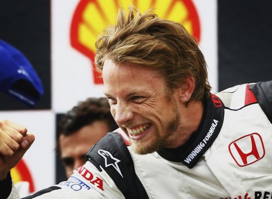 Dünya çempionu böyük idmanla vidalaşır