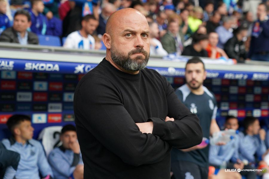 &quot;Espanyol&quot;un avtobus sürən baş məşqçisi&nbsp;