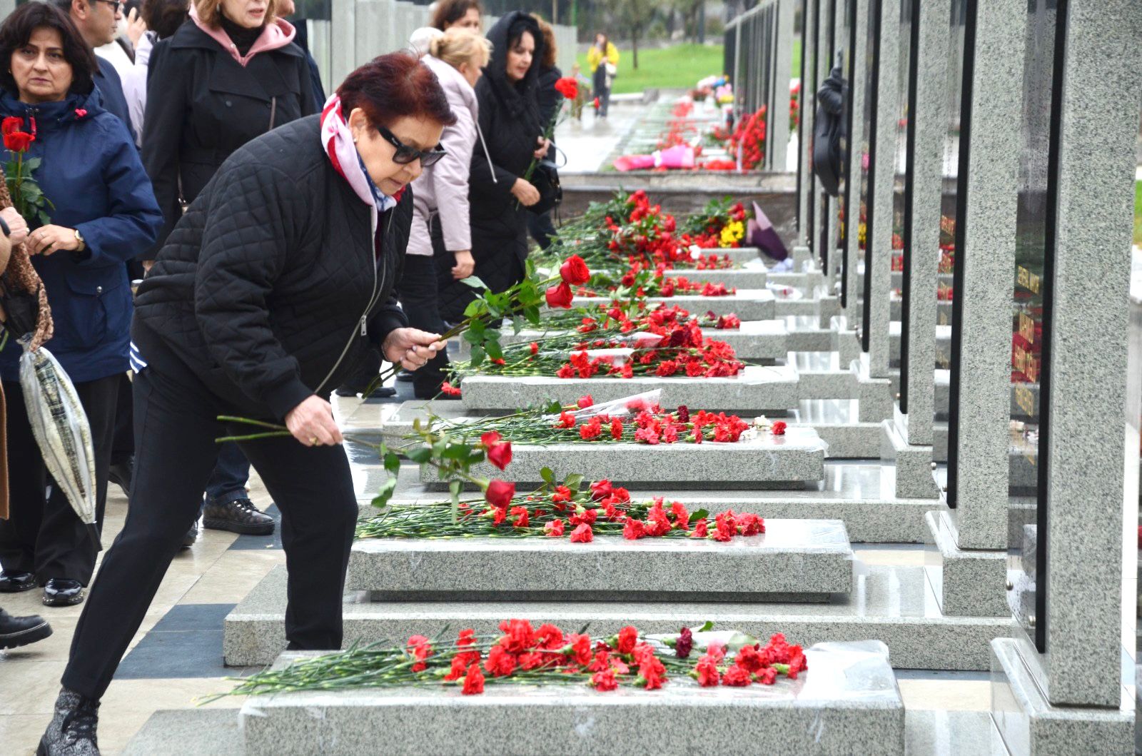 İdman Veteranları II Fəxri Xiyabanı ziyarət ediblər