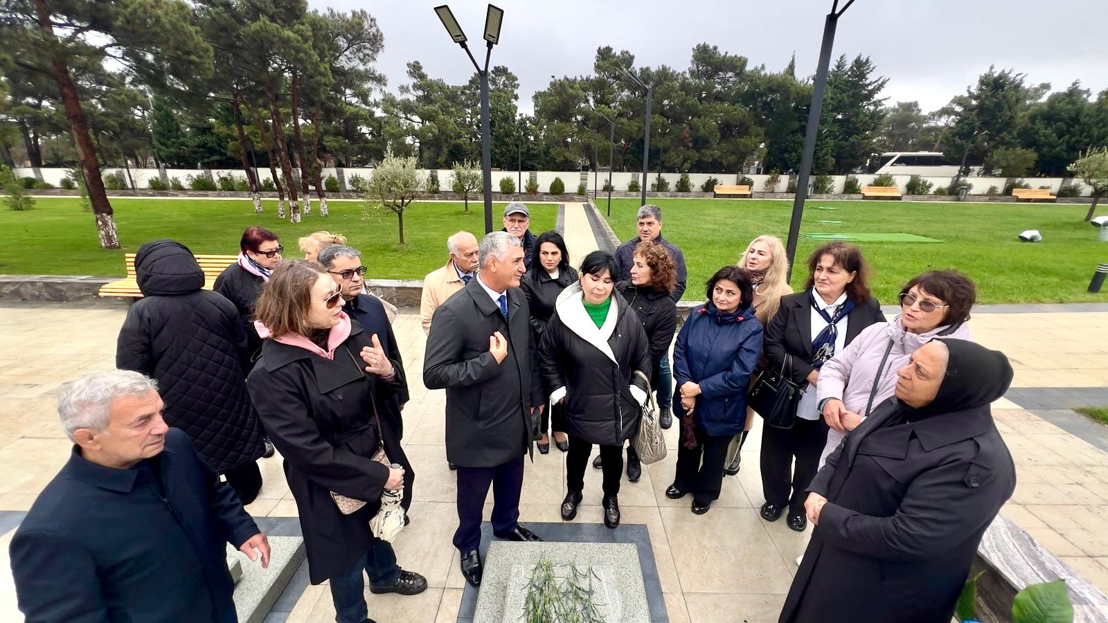 İdman Veteranları II Fəxri Xiyabanı ziyarət ediblər